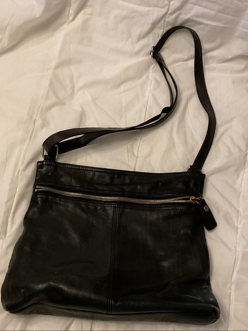 Sleek Black Leather Crossbody Bag
